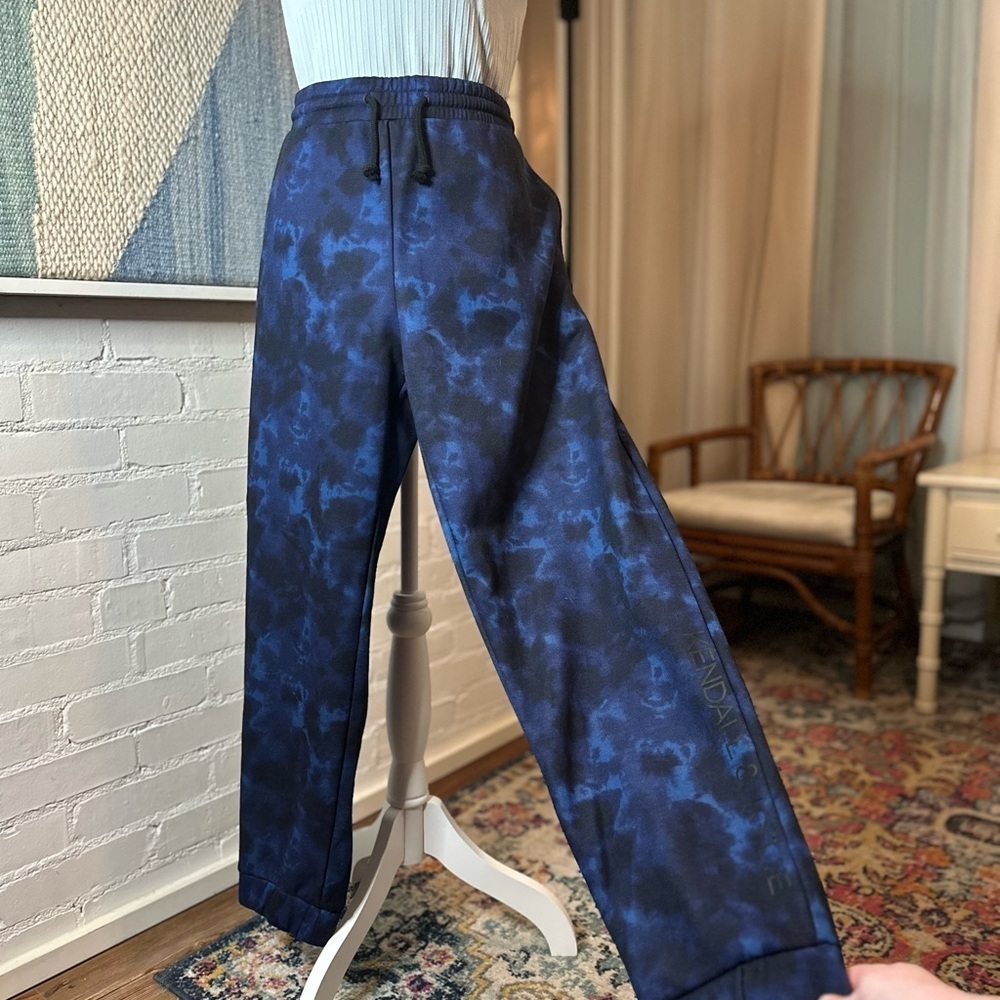 Kendall & Kylie Blue Tie Dye Sweatpants - Picture 2 of 8